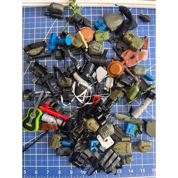 GI JOE vintage 12” figure weapon tools belt canteen blade accessory bundle 208 - Picture 1 of 2